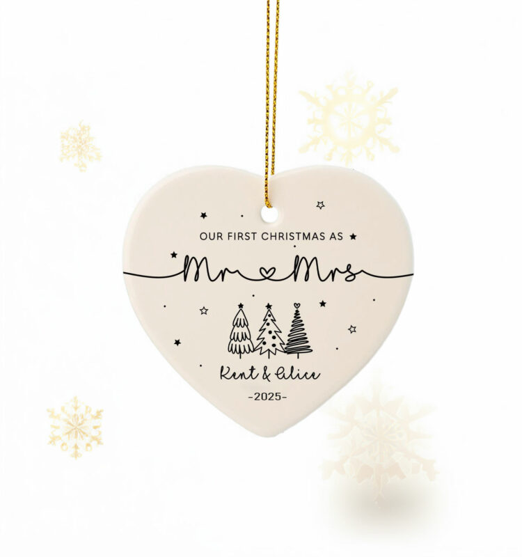Personalised Mr & Mrs Keepsake Ornament – First Christmas Married Gift for Couples