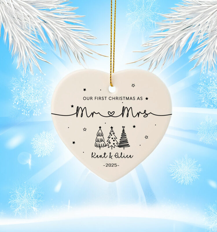 Personalised Mr & Mrs Keepsake Ornament – First Christmas Married Gift for Couples